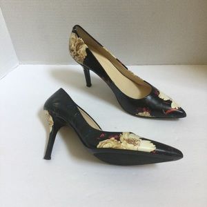 NWT Nine West Womens 9.5M Black w/ floral stiletto pumps shoes 3.75” high